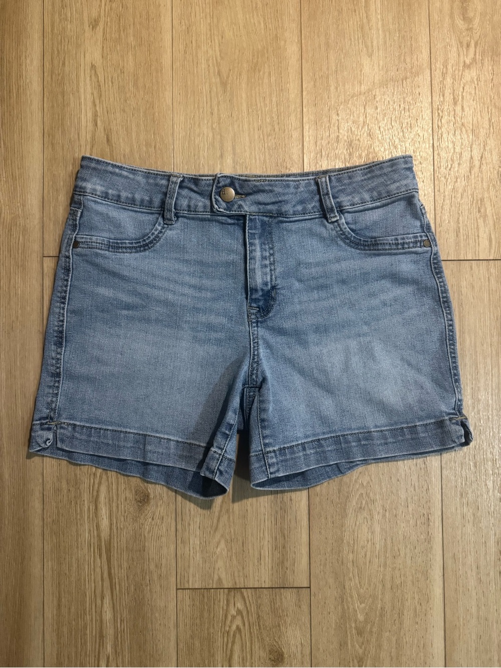 d. jeans Light Blue Roll-Hem Denim Shorts